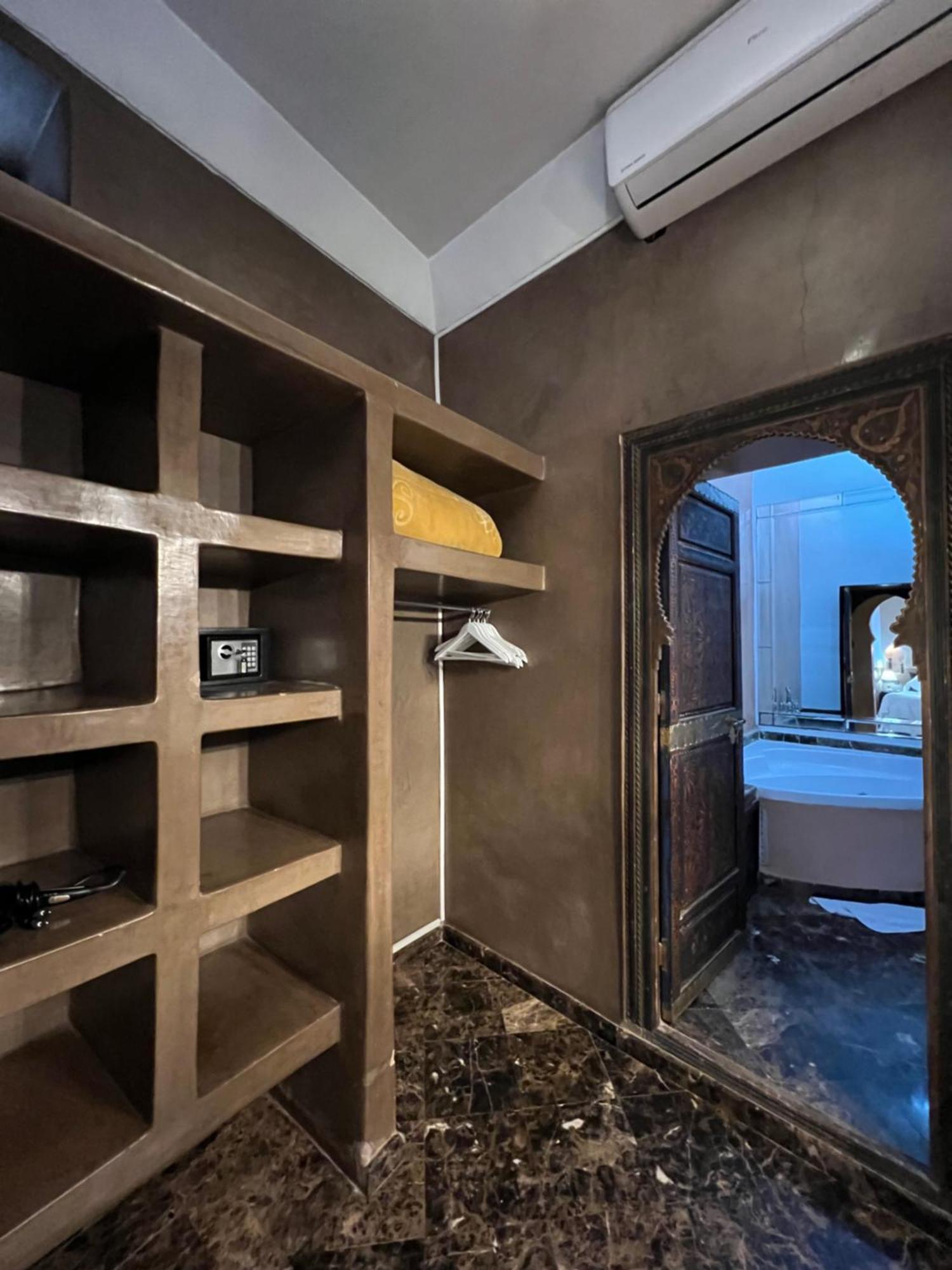 Riad Des Arts Marrakesh Exterior photo