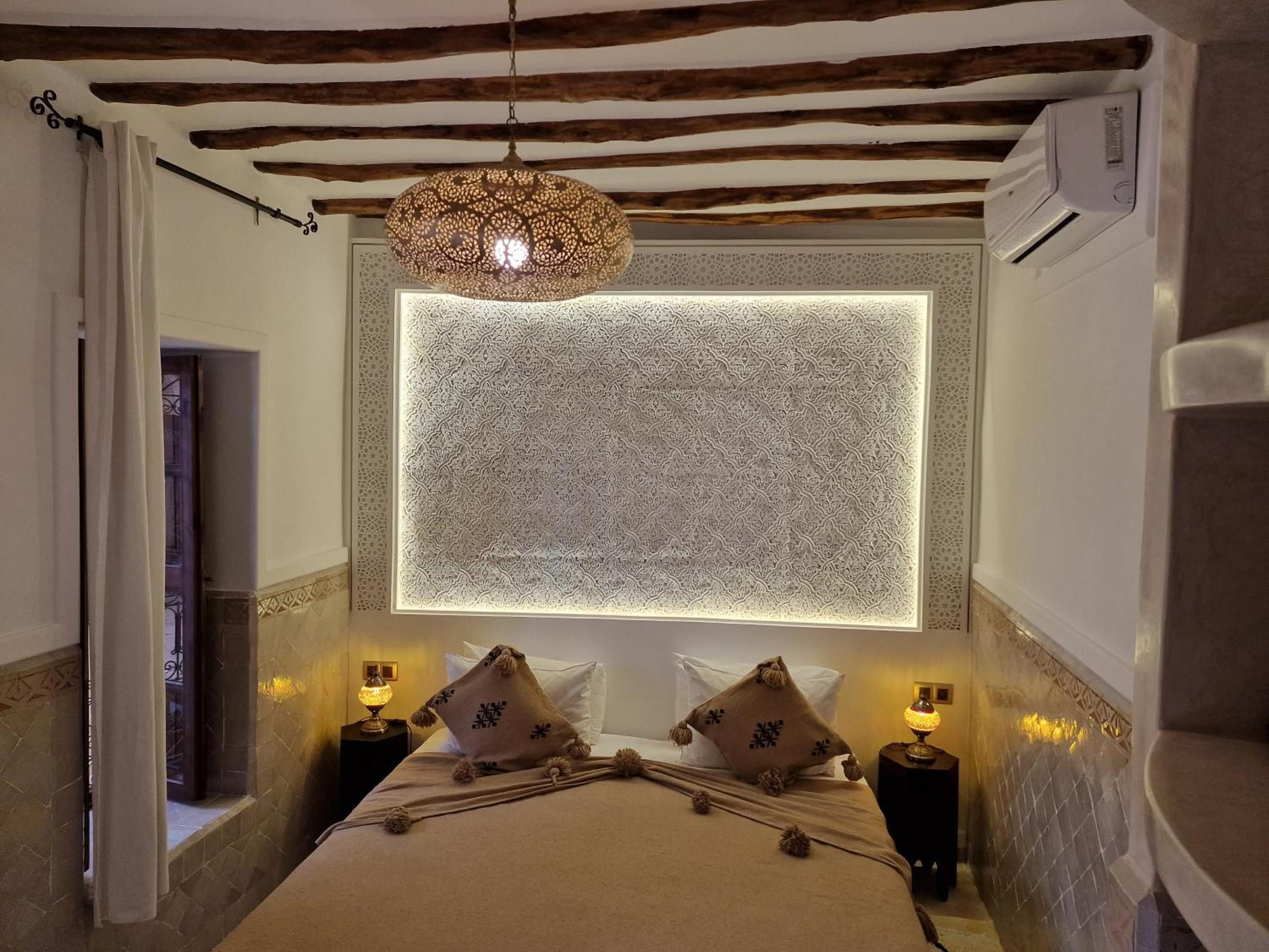 Riad Des Arts Marrakesh Exterior photo
